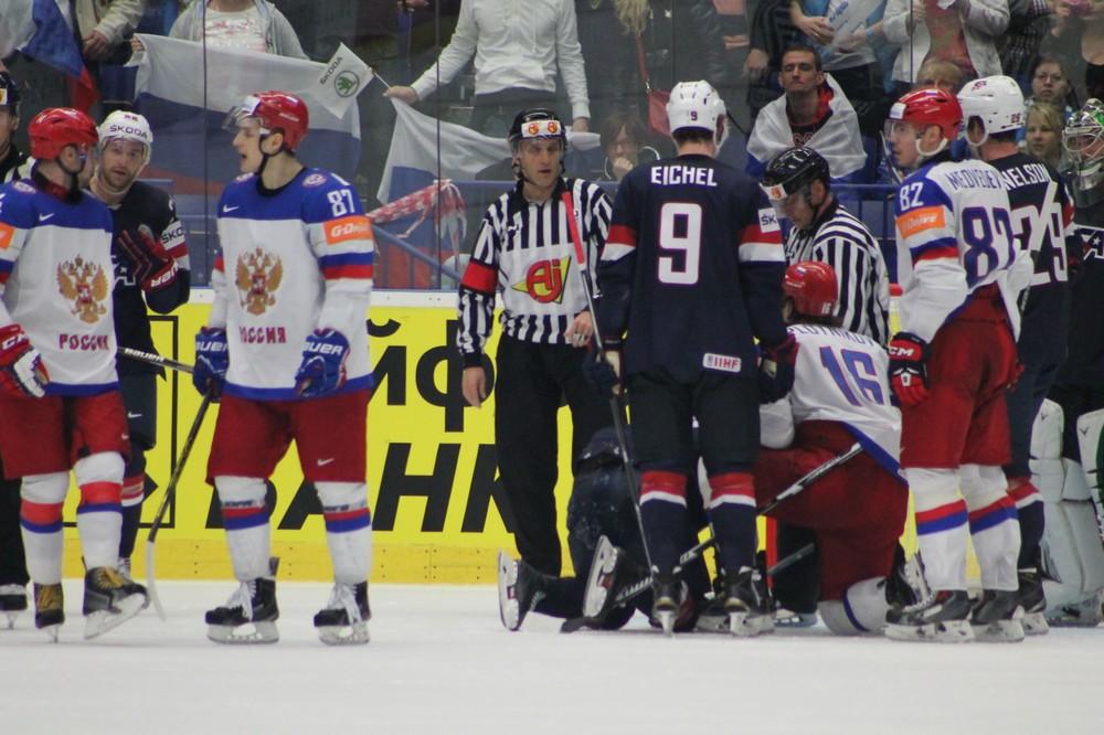 Russia 2 - 4 United States of America