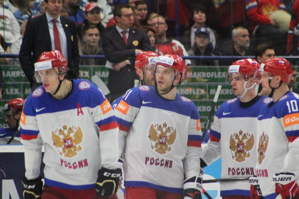 Russia 2 - 4 United States of America