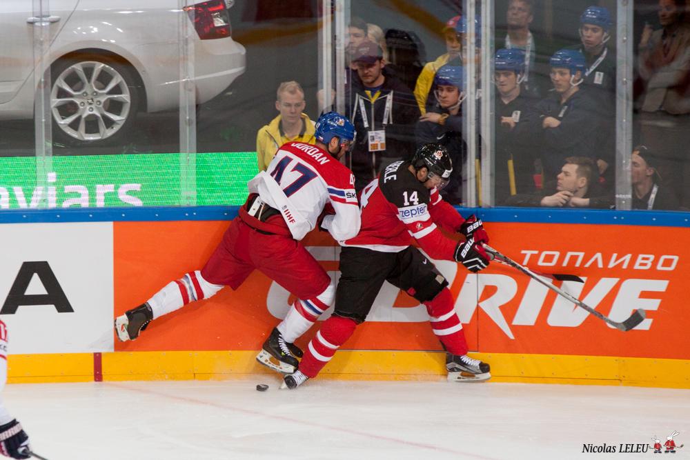 Czech Republic 3 - 6 Canada