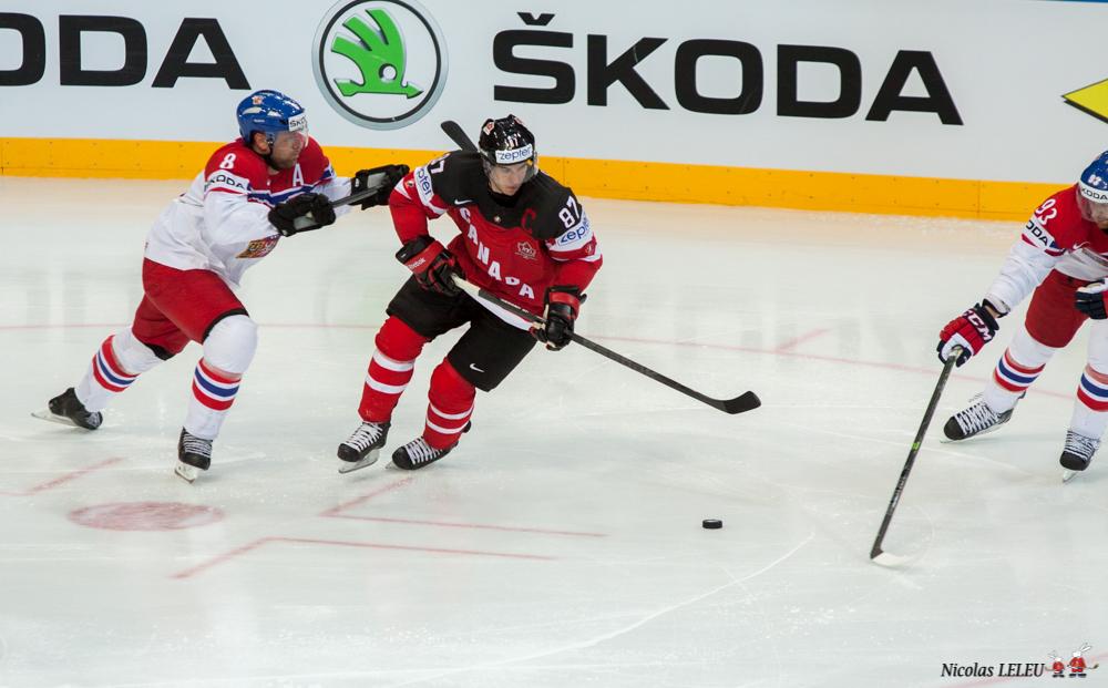 Czech Republic 3 - 6 Canada
