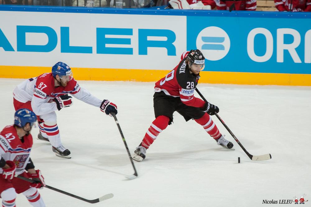 Czech Republic 3 - 6 Canada