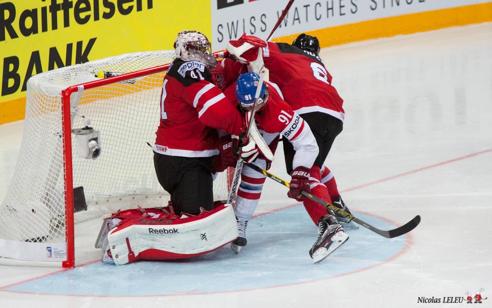 Czech Republic 3 - 6 Canada