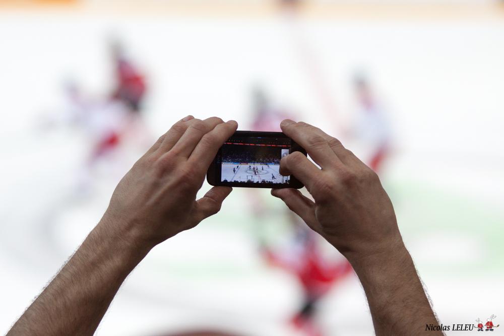Czech Republic 3 - 6 Canada