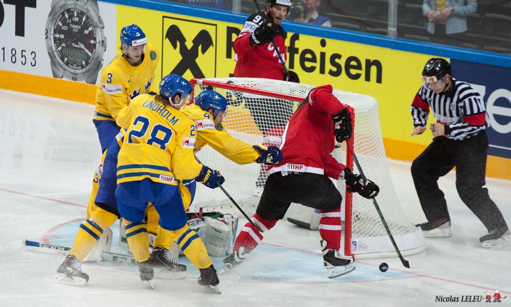 Sweden 4 - 6 Canada