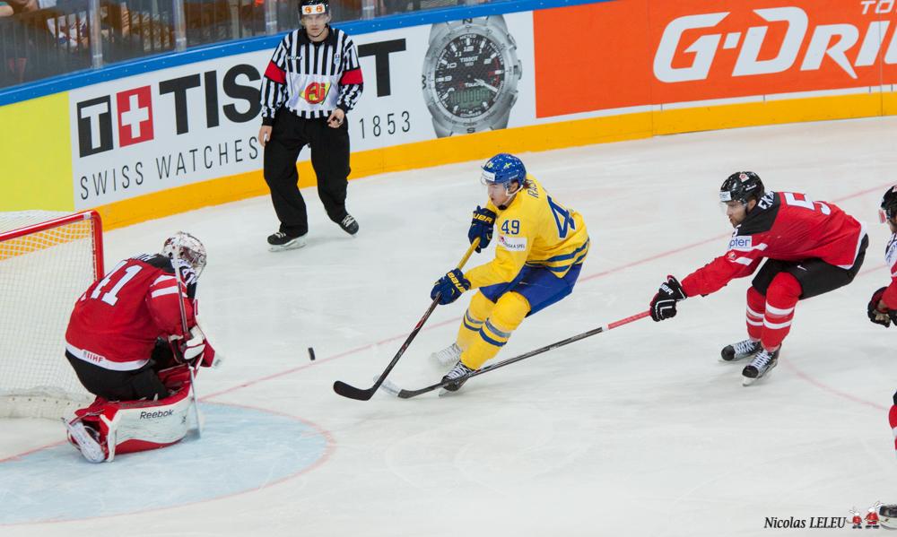 Sweden 4 - 6 Canada