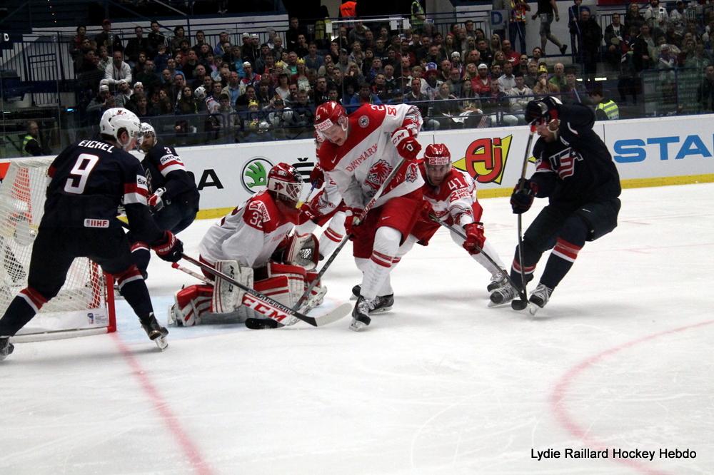 United States of America 1 - 0 Denmark