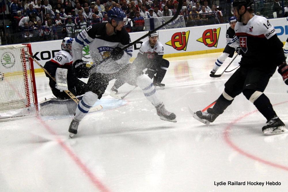 Finland 3 - 0 Slovakia