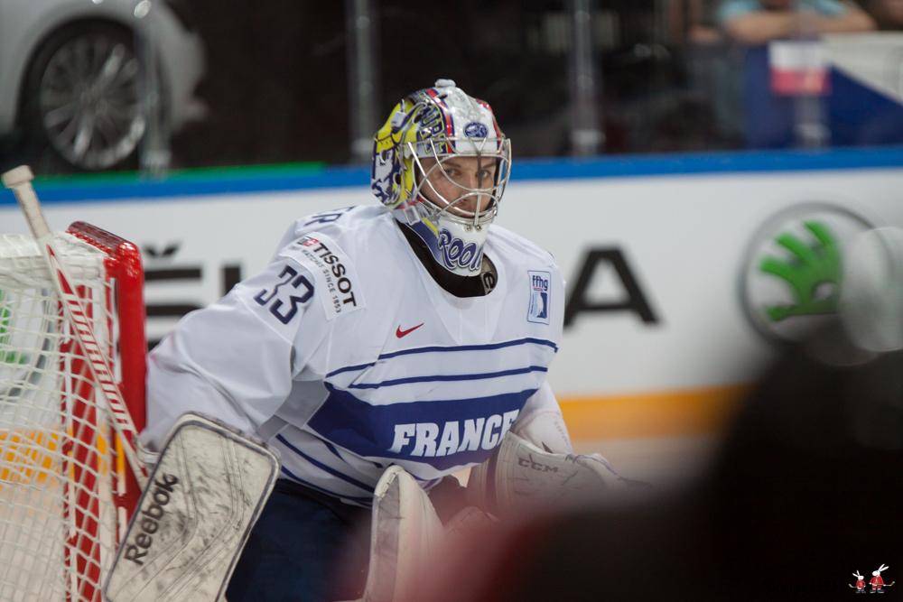 France 3 - 4 Canada