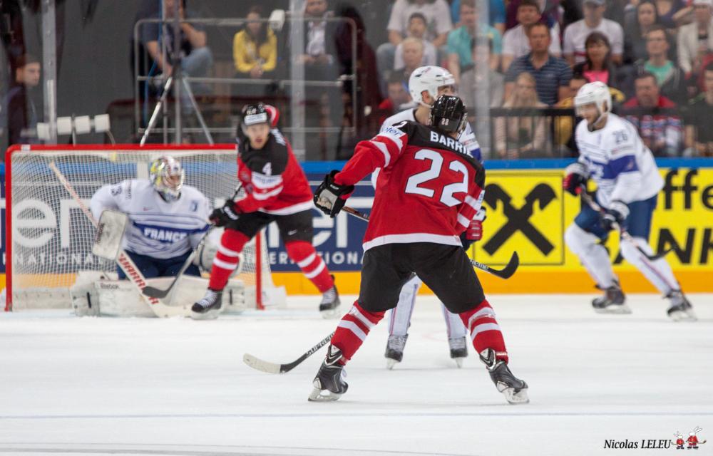 France 3 - 4 Canada