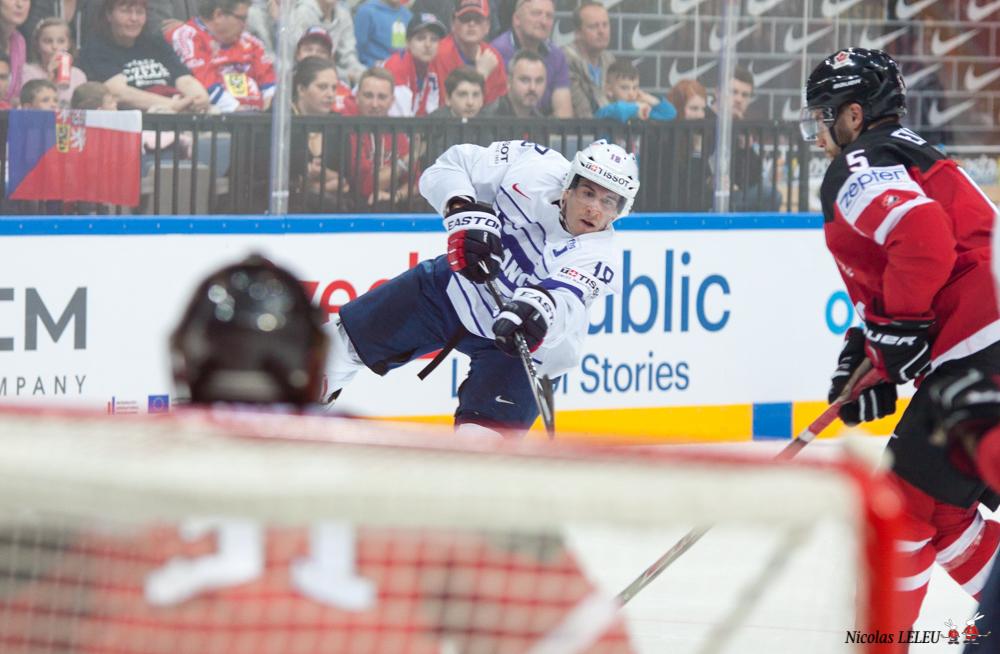 France 3 - 4 Canada