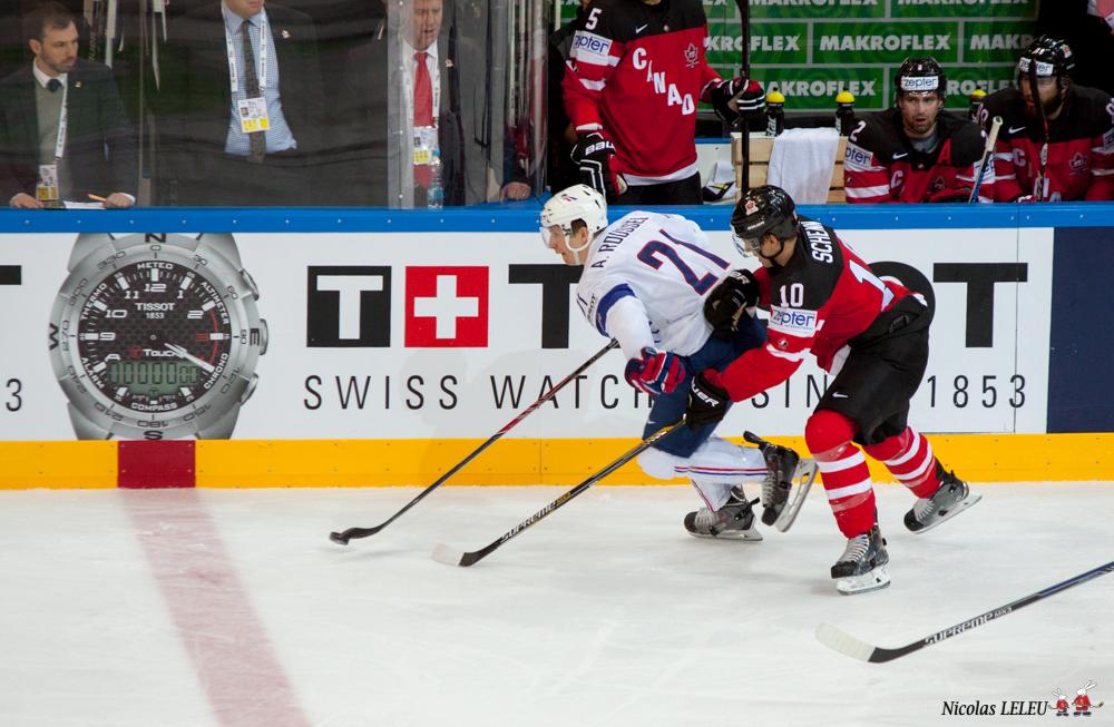 France 3 - 4 Canada