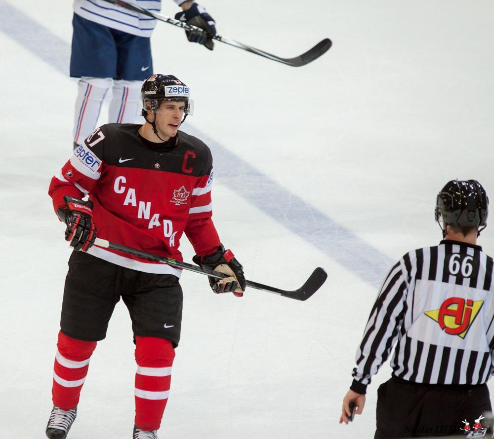 France 3 - 4 Canada