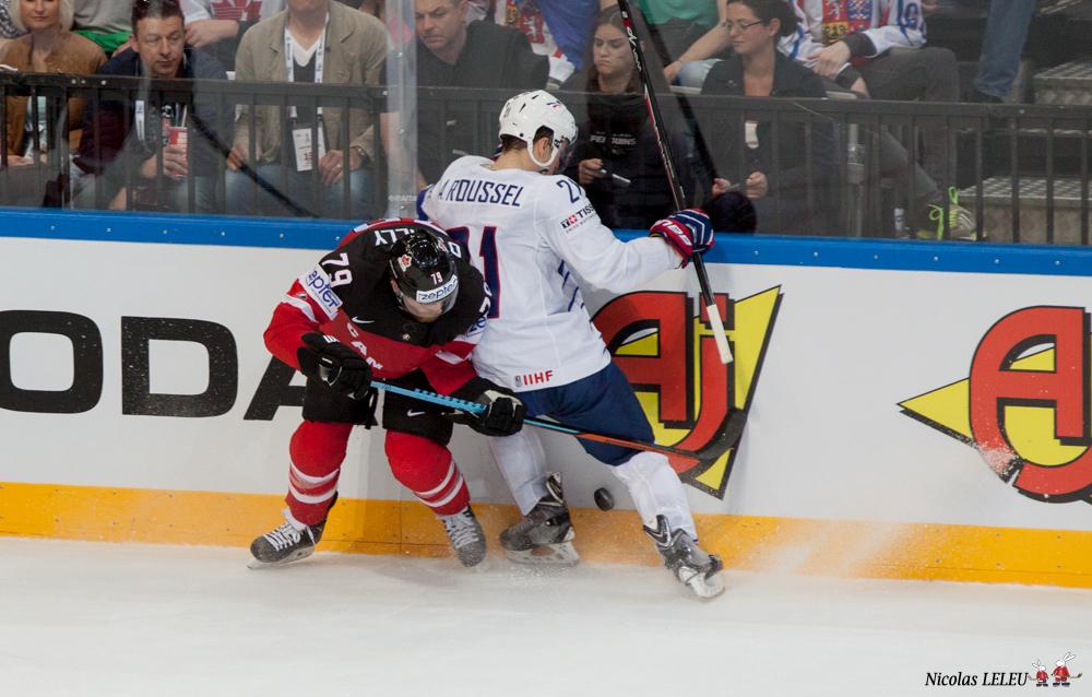 France 3 - 4 Canada
