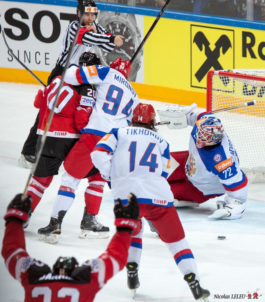 Canada 6 - 1 Russia