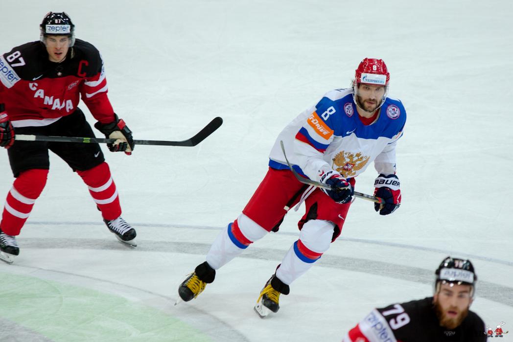 Canada 6 - 1 Russia