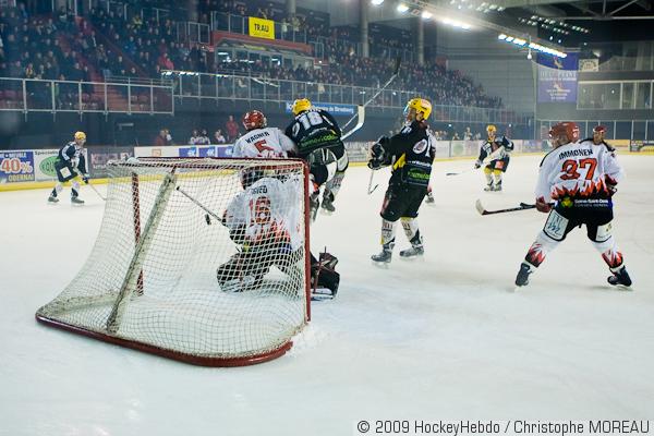 Strasbourg  5 - 2 Neuilly/Marne