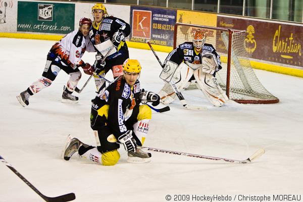 Strasbourg  5 - 2 Neuilly/Marne
