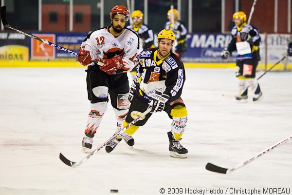 Strasbourg  5 - 2 Neuilly/Marne