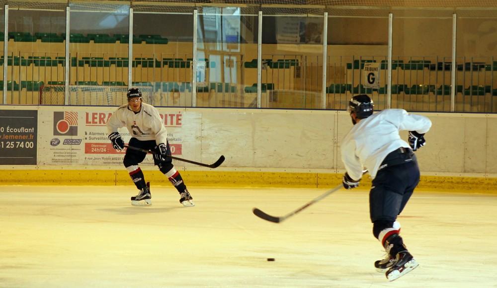 Les Ducs d'Angers retrouvent la glace — Reportage