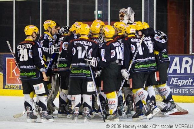 Photo hockey match Strasbourg  - Neuilly/Marne le 10/01/2009