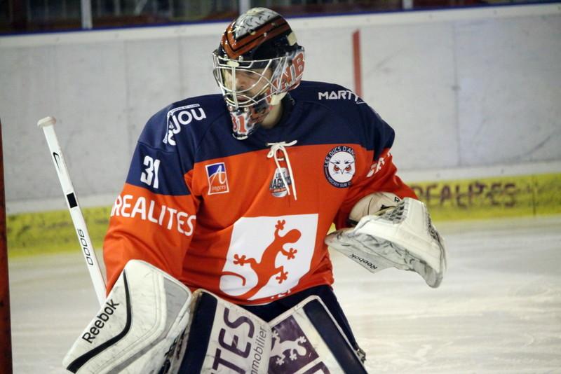Angers  4 - 1 Brest 