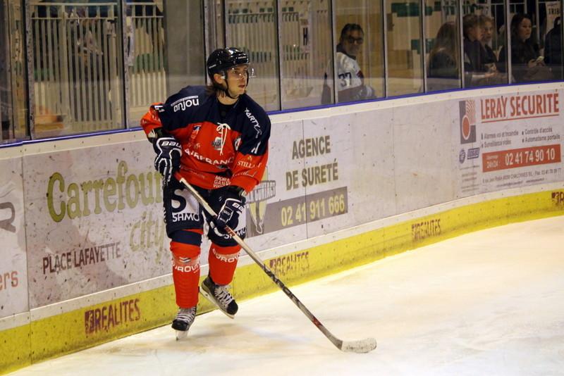 Angers  4 - 1 Brest 