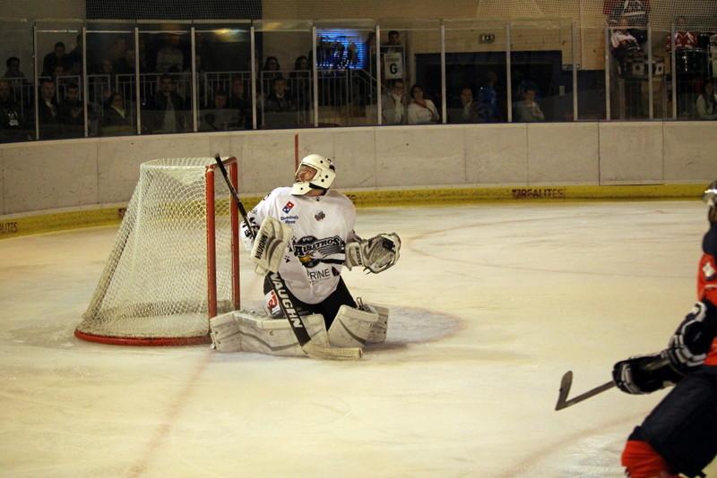 Angers  4 - 1 Brest 