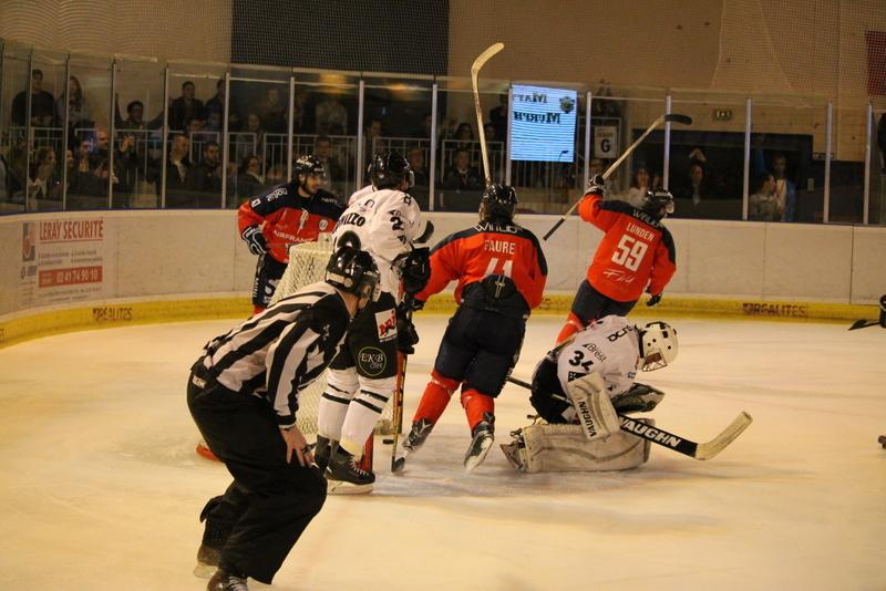 Angers  4 - 1 Brest 