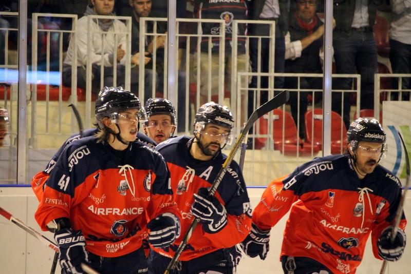 Angers  4 - 1 Brest 