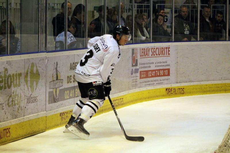 Angers  4 - 1 Brest 