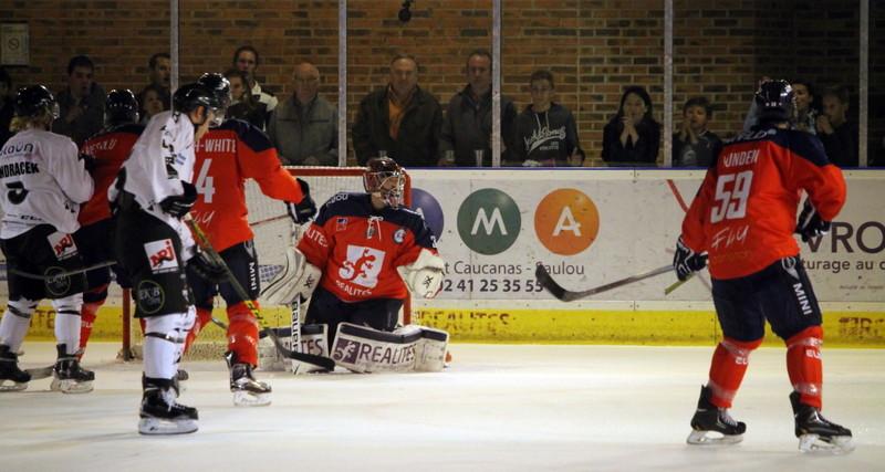 Angers  4 - 1 Brest 