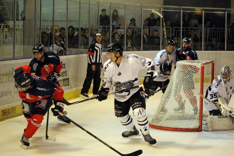 Angers  4 - 1 Brest 
