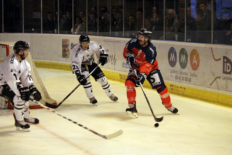 Angers  4 - 1 Brest 