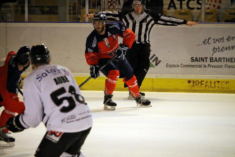 Angers  4 - 1 Brest 