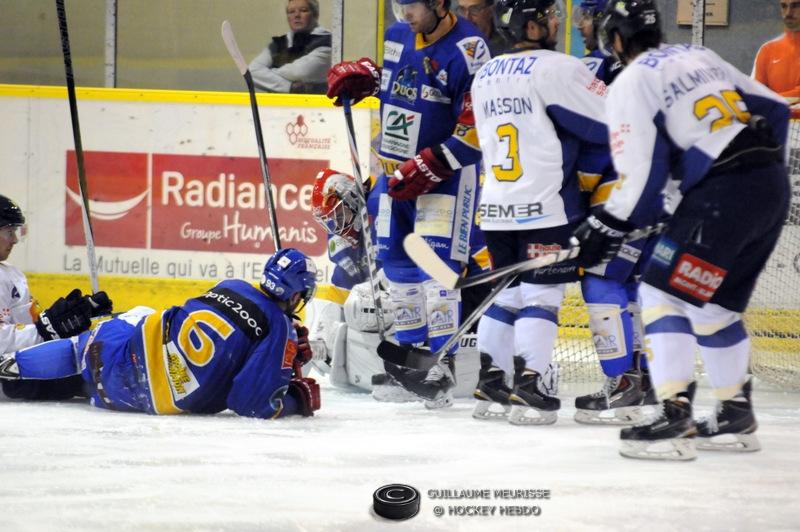 Dijon  4 - 2 Chamonix 