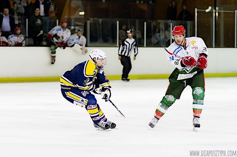 Evry / Viry 0 - 1 Cergy-Pontoise