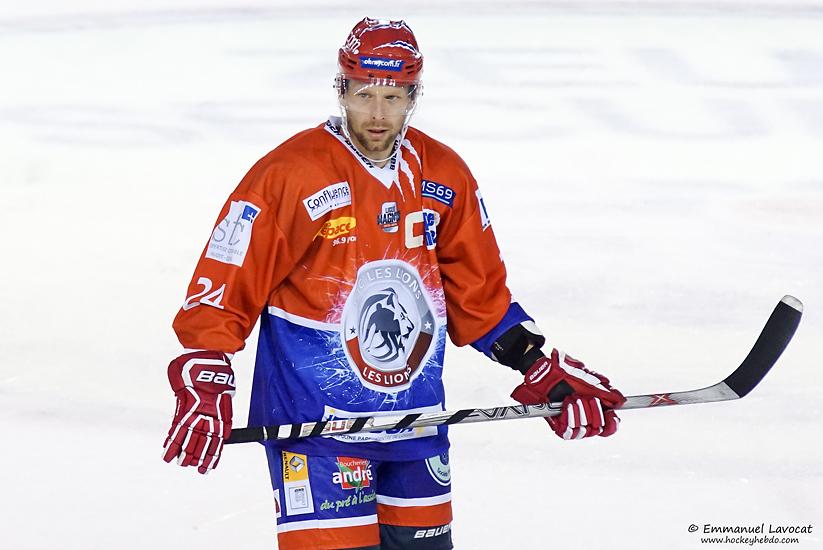 Lyon 5 - 4 Epinal 
