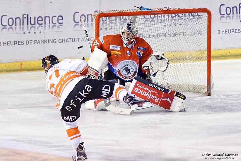 Lyon 5 - 4 Epinal 