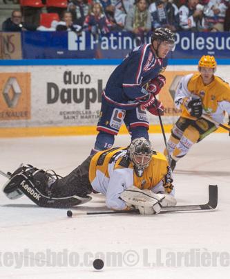 Grenoble  3 - 4 Strasbourg 