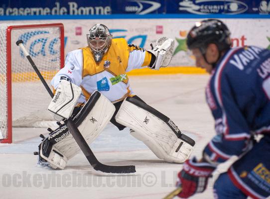 Grenoble  3 - 4 Strasbourg 