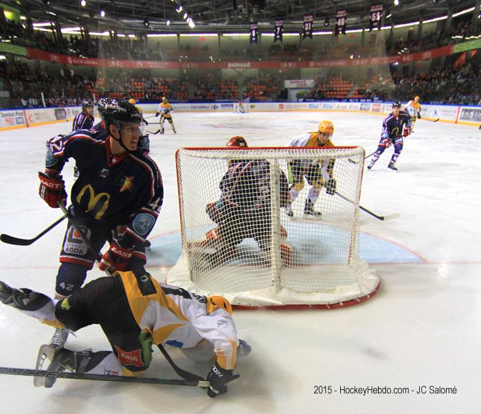 Grenoble  3 - 4 Strasbourg 