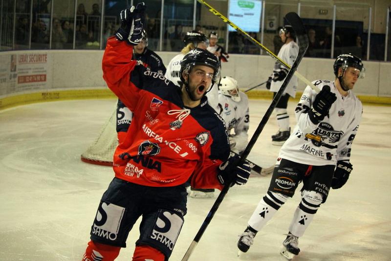 Angers  4 - 1 Brest 