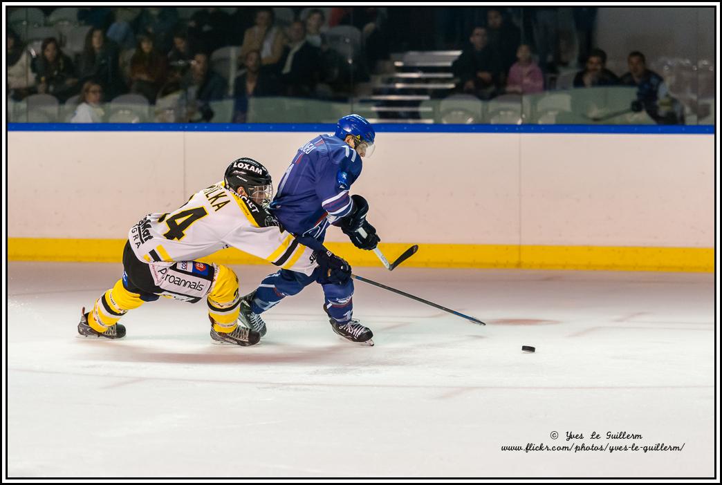 Paris (FV) 4 - 6 Roanne