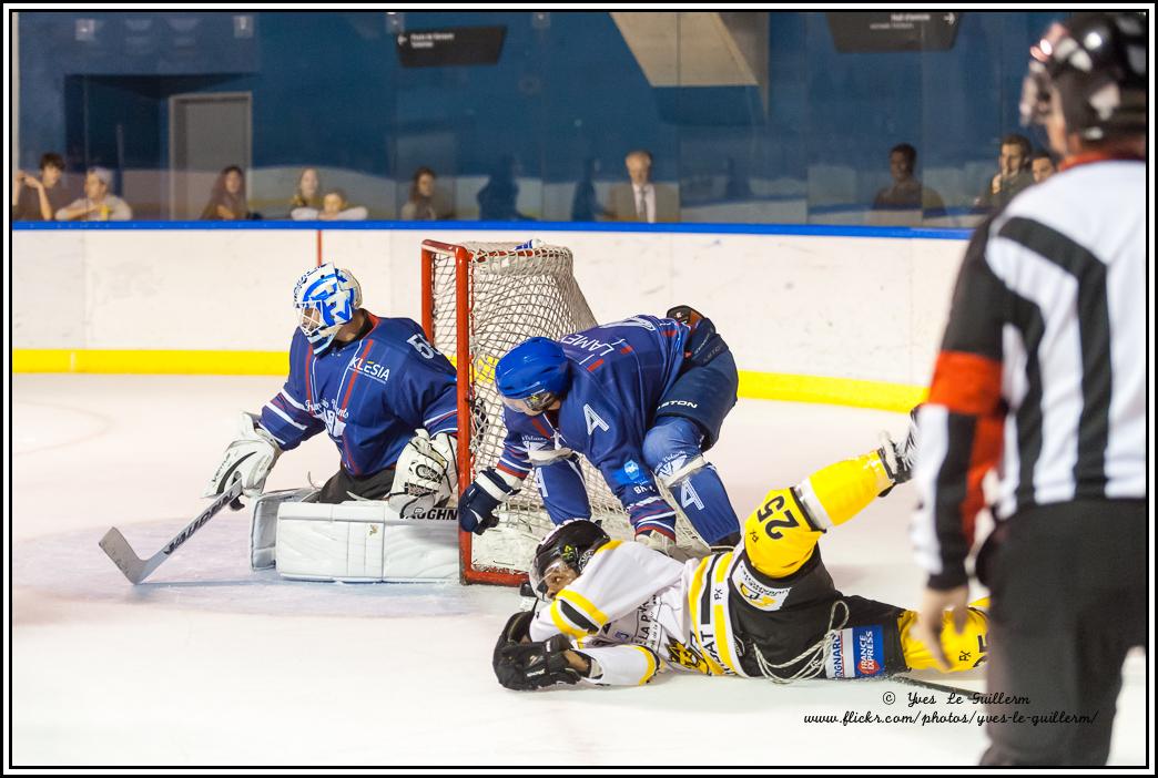 Paris (FV) 4 - 6 Roanne