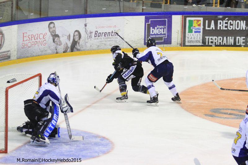 Rouen 5 - 3 Chamonix 