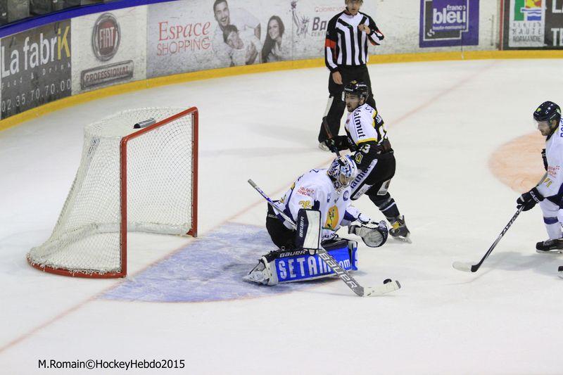 Rouen 5 - 3 Chamonix 