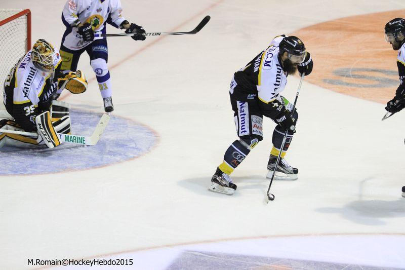 Rouen 5 - 3 Chamonix 