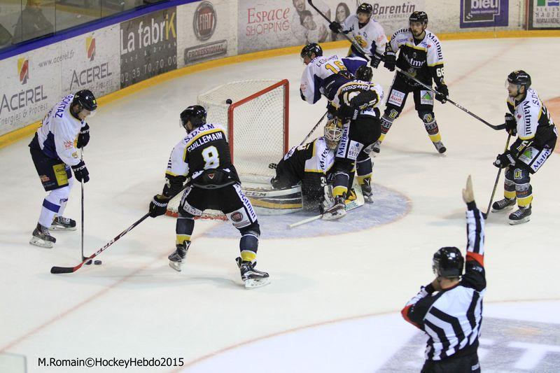 Rouen 5 - 3 Chamonix 