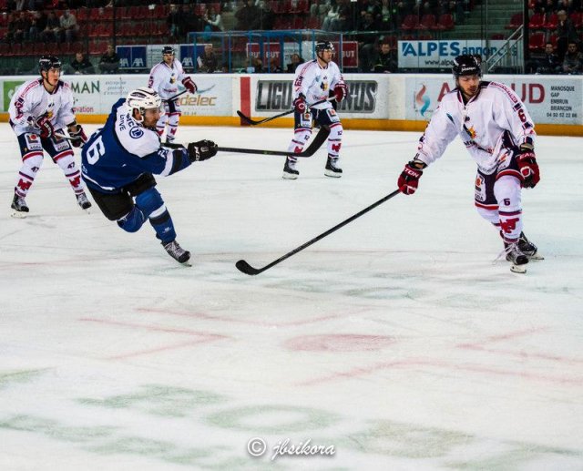 Photo hockey match Gap  - Grenoble  le 01/10/2015