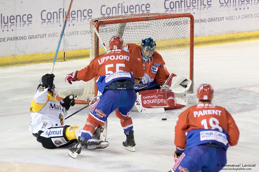 Lyon 1 - 8 Rouen